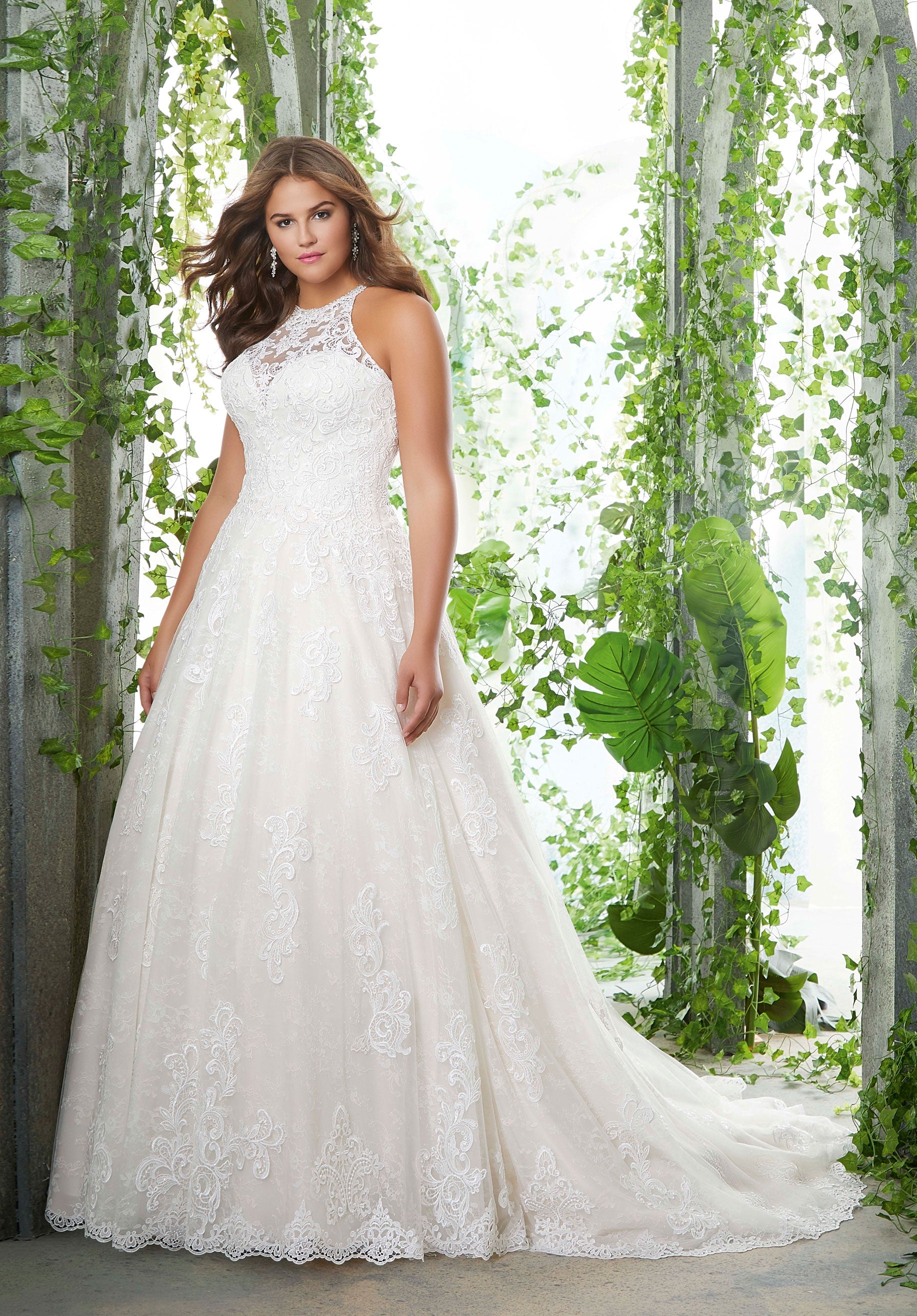 halter neck plus size wedding dress Halter Crinkle Chiffon Plus Size Wedding Dress
