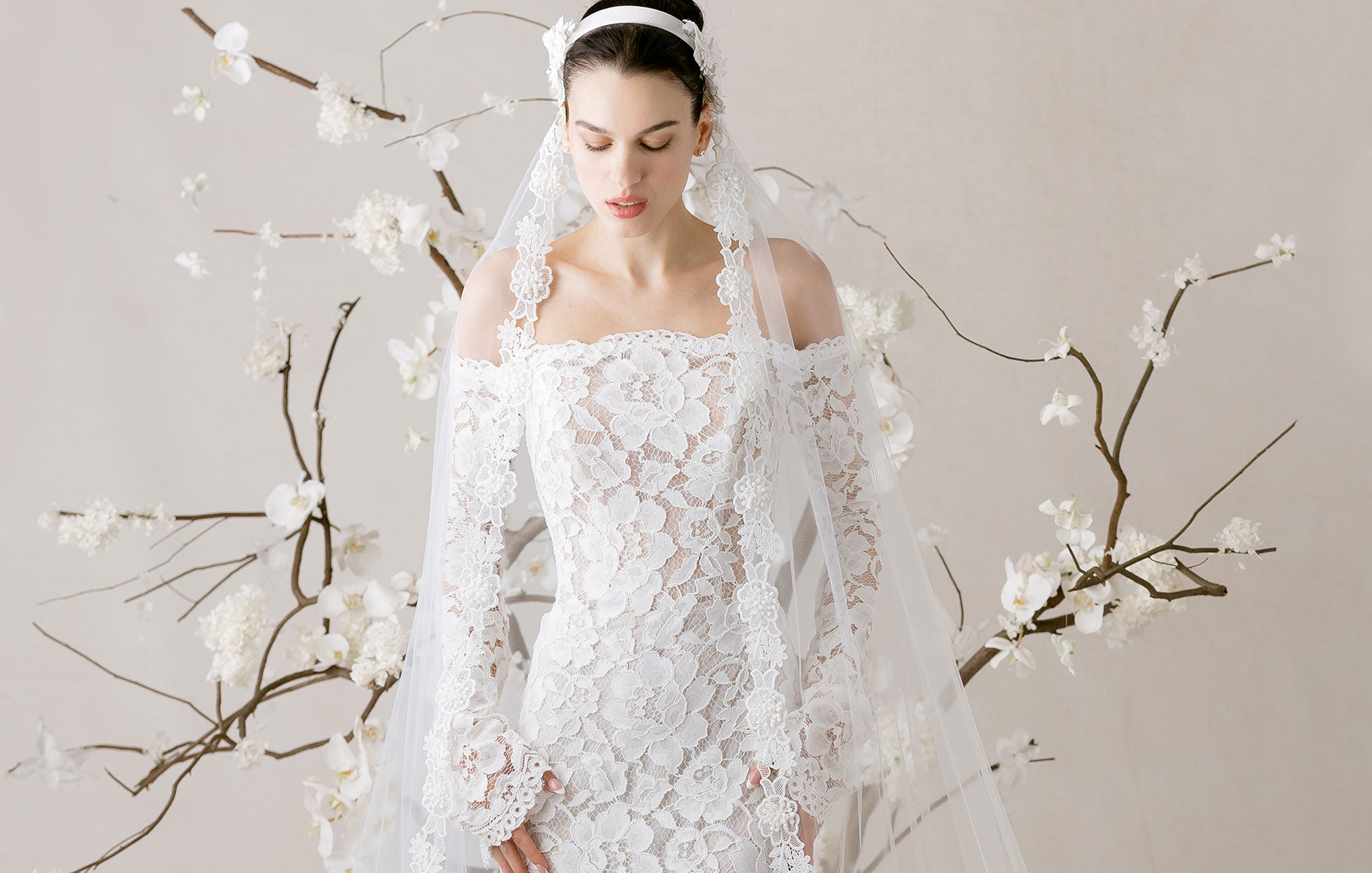Unique Winter Wedding Dress Ideas for Brides in 2025