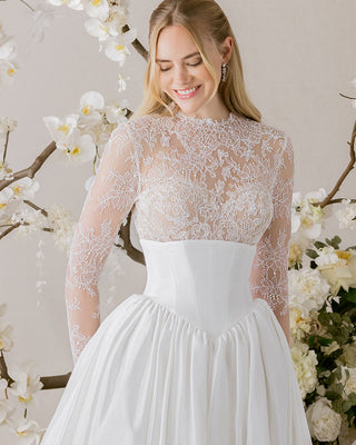 Unique Fall Wedding Dresses for 2025 (+Outdoor Dress Ideas)