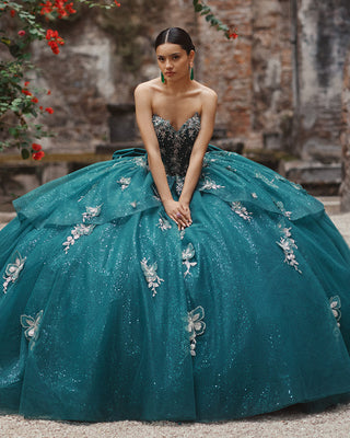 Quinceañera Checklist & Planning Guide 2025