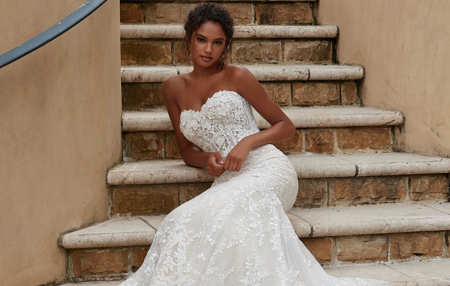 Steal the Spotlight with These 10 Stunning Corset Wedding Gowns for 2025 – Find Your Dream Dress Now!