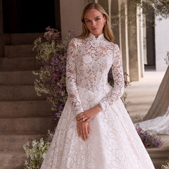 Unique Winter Wedding Dress Ideas for Brides in 2025