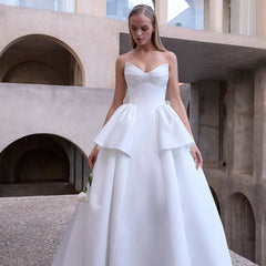 White Wedding Dresses: Timeless Elegance Unveiled