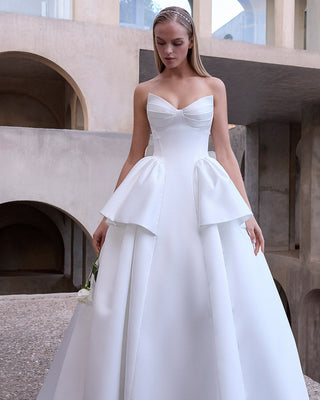White Wedding Dresses: Timeless Elegance Unveiled