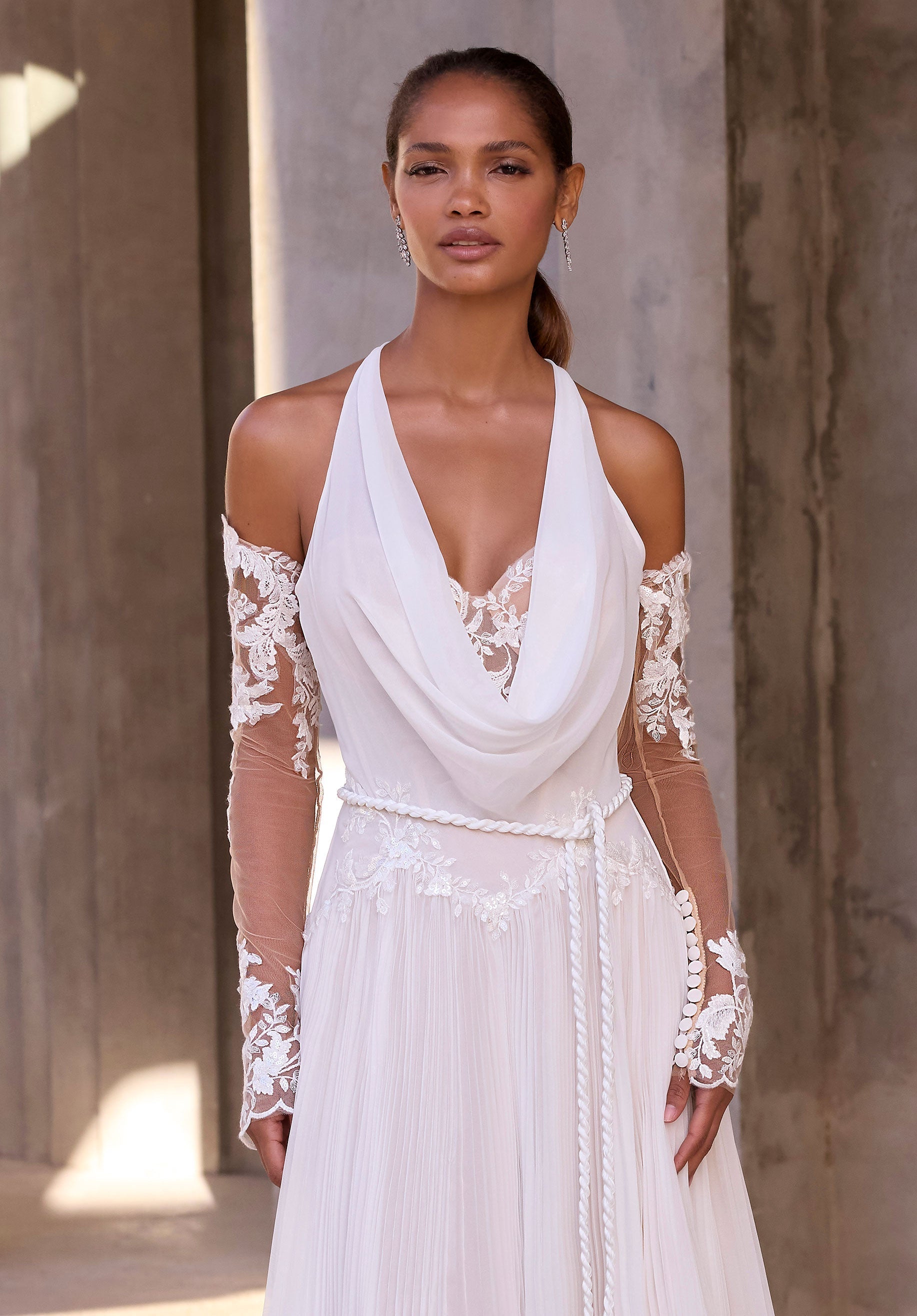 threadwork-scallop-lace-long-sleeves Morilee