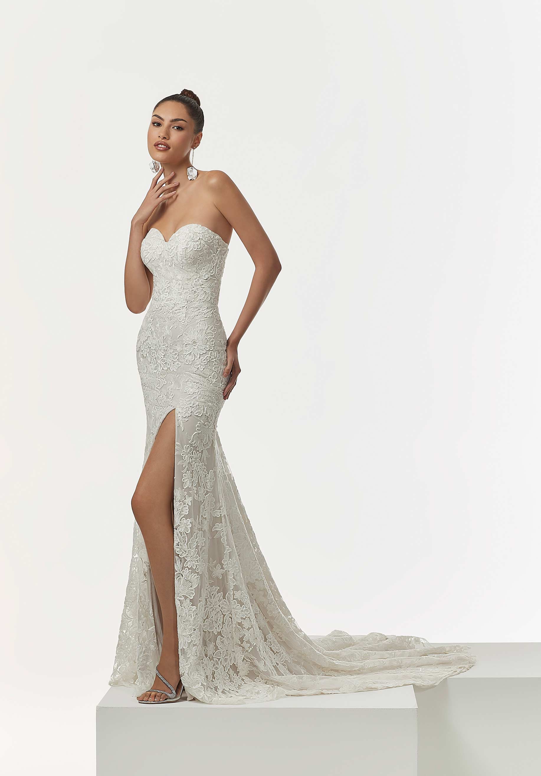 Neveah Wedding Dress Morilee