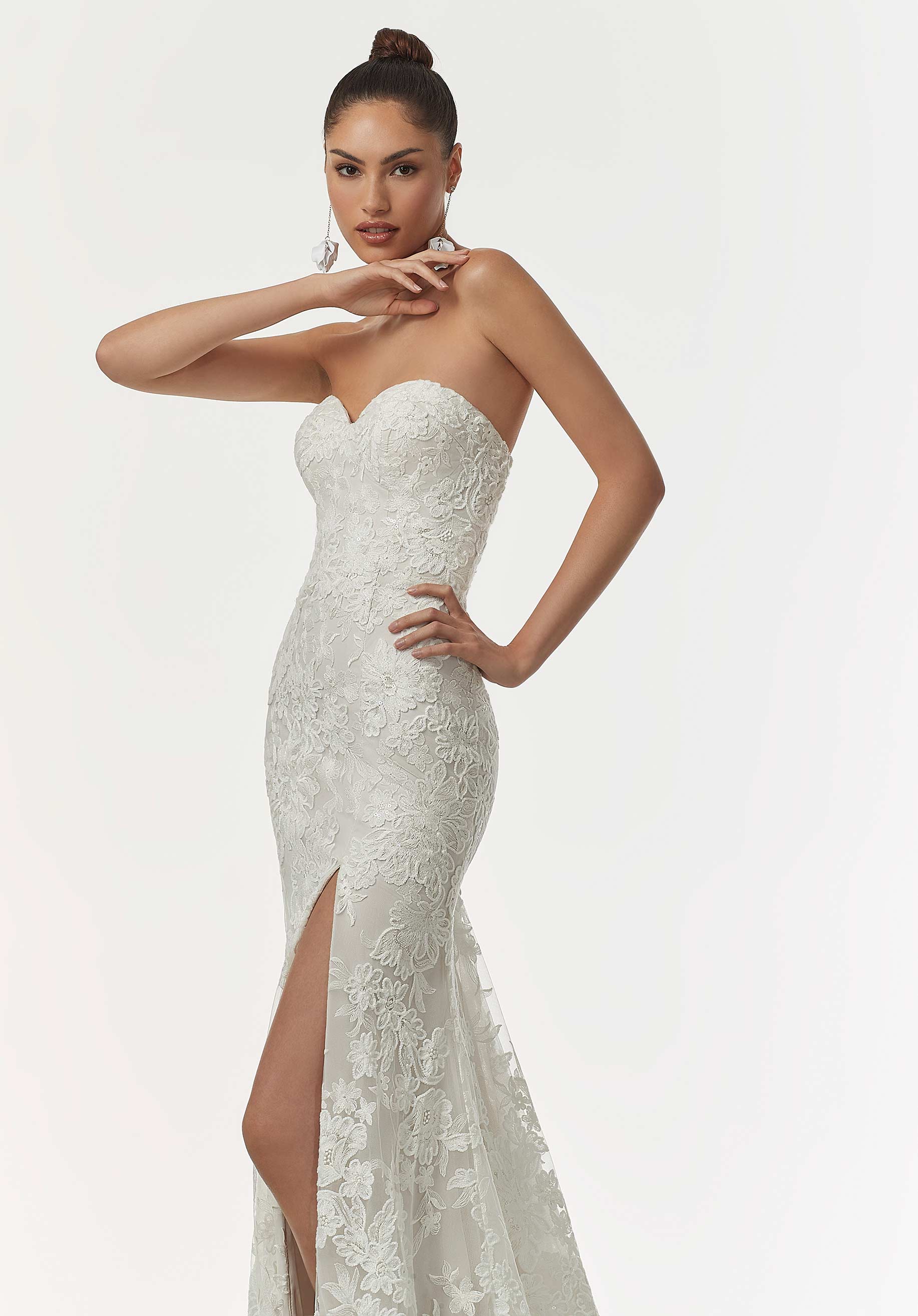 Neveah Wedding Dress Morilee