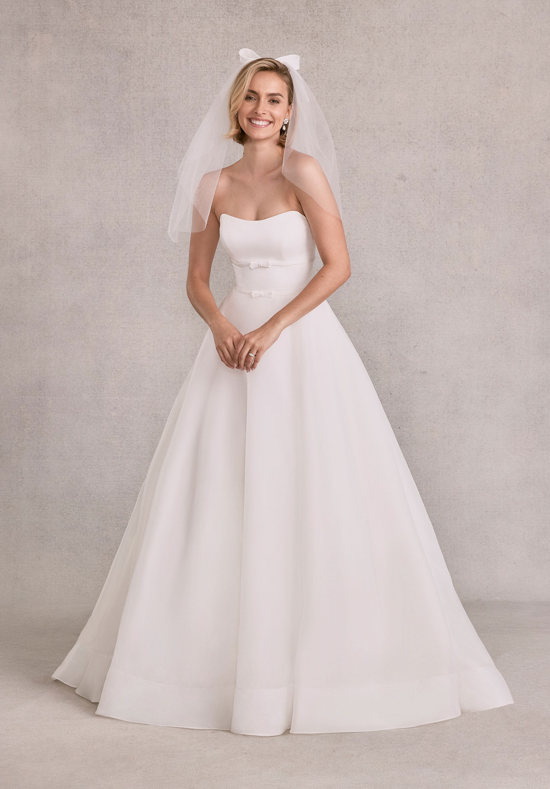 Elbow Length Tulle Veil with Satin Bow